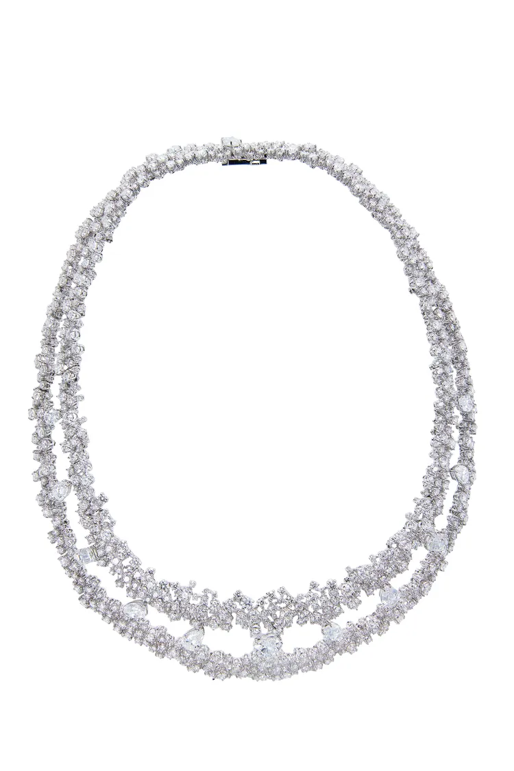 Mimosa璀璨之花18K白金全鑽高級訂製項鍊，1120萬元。品牌提供