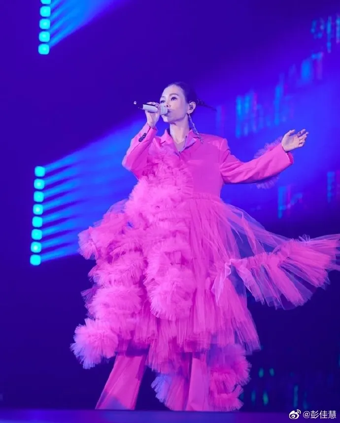 彭佳慧的渾厚高亢，一直被視為實力派唱將。