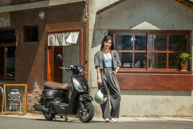 為了符合女性用車需求，PGO Spring 125也將740mm低座高、省力中柱列為產品主要訴求。業者提供