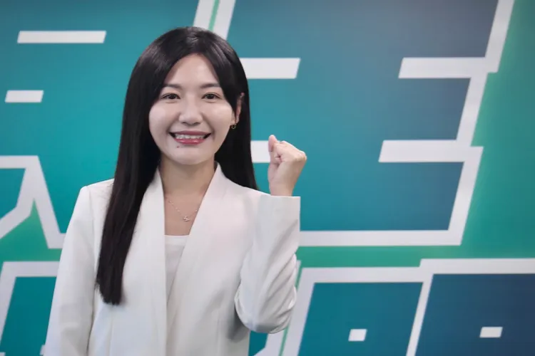 吳沛憶「擊敗」雞排妹鄭家純參選台北中正萬華立委。林林攝