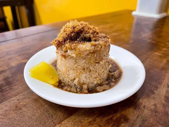 米其林入選餐廳「廖記米糕」的招牌「硐仔米糕」。觀光局提供