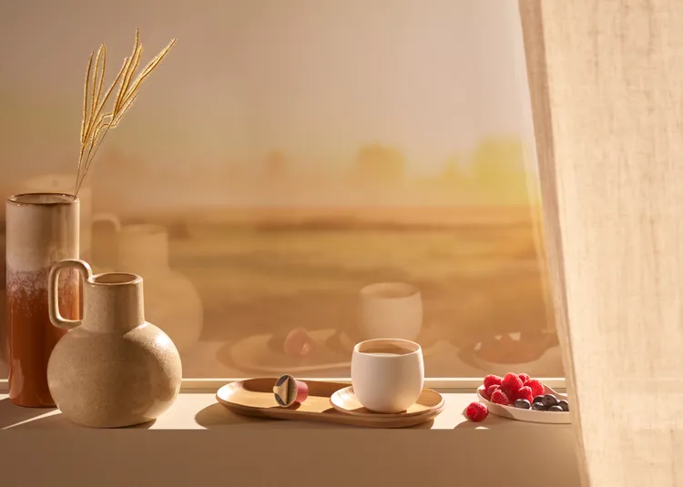 「手沖感咖啡-圓潤溫和」以輕度烘焙打造，帶有花果香氣、口感清爽。業者提供