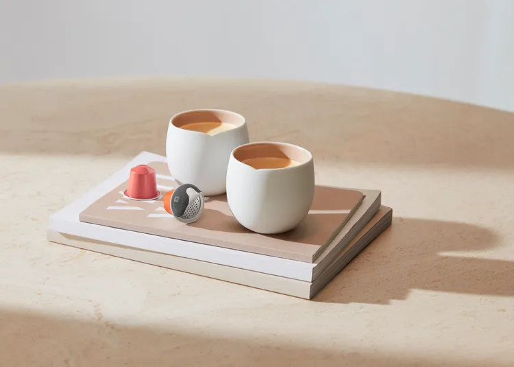 Nespresso手沖感咖啡採獨家「雙重過濾」創新設計，輕鬆擁有手沖咖啡口感。業者提供