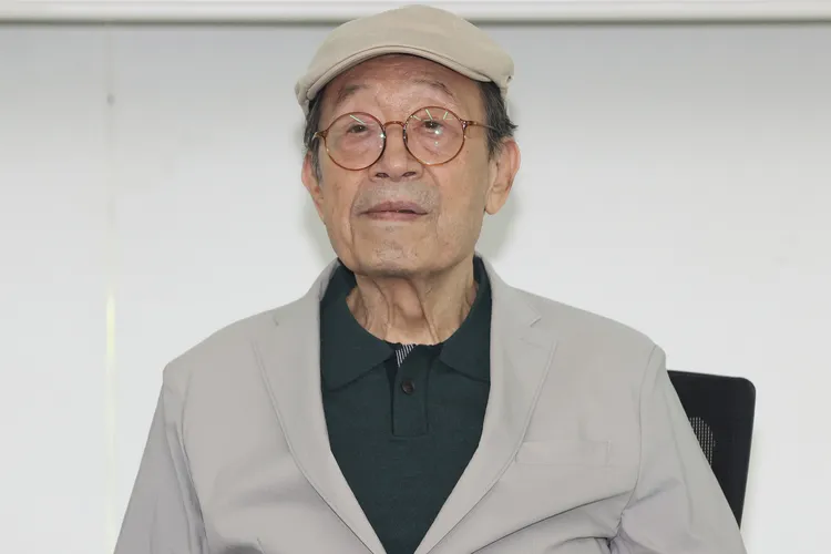 申久透露自己裝了人工心律搏動器。韓聯社