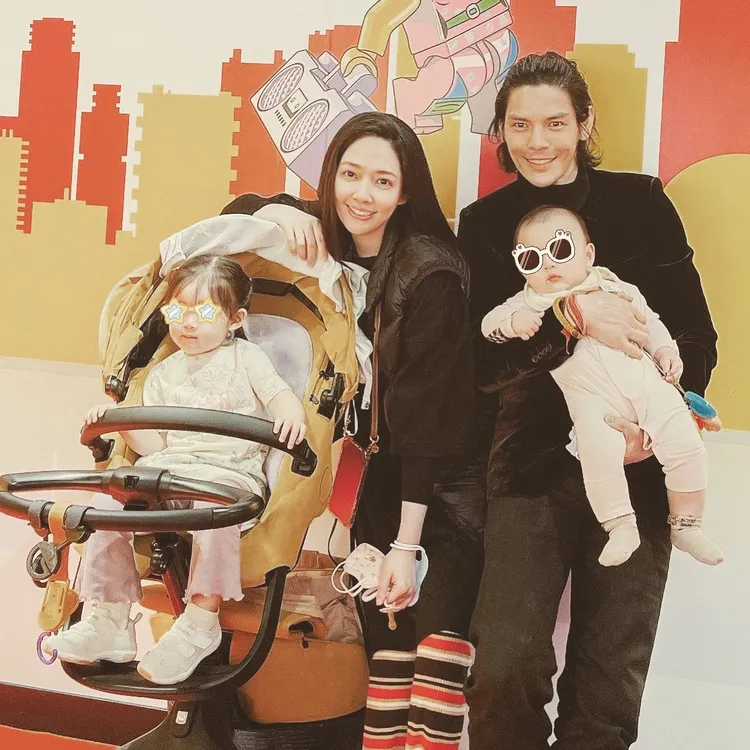 郭碧婷和向佐育有1女1子。翻攝向佐IG