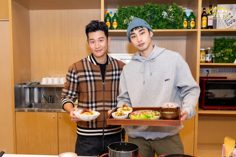 周興哲（左）與章廣辰默契良好。TVBS提供