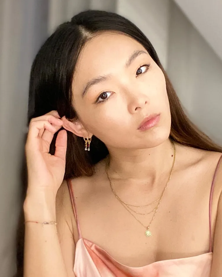 金禧當今旅居法國。翻攝金禧臉書