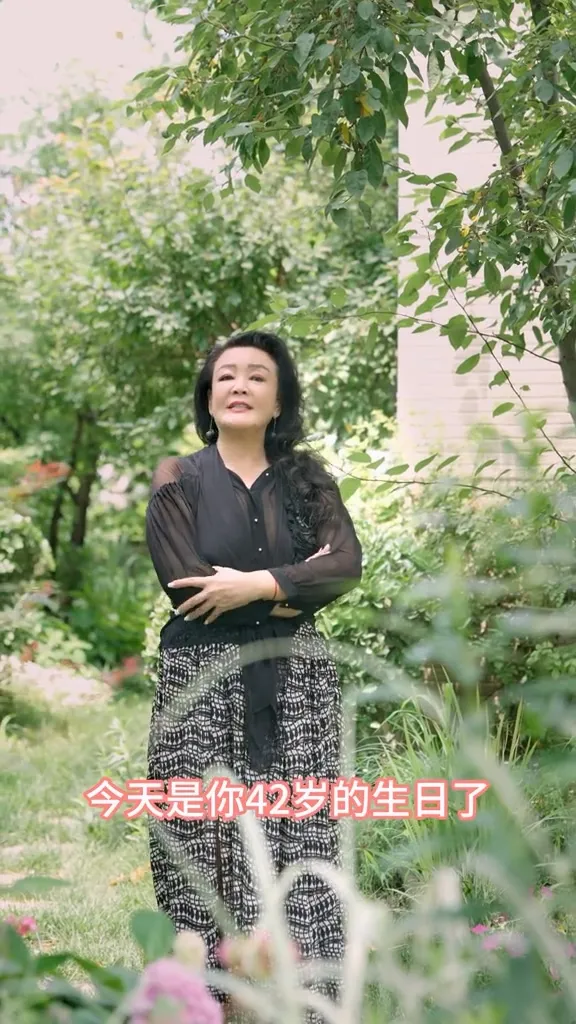 張蘭希望42歲的汪小菲保持少年赤子之心。翻攝張蘭抖音