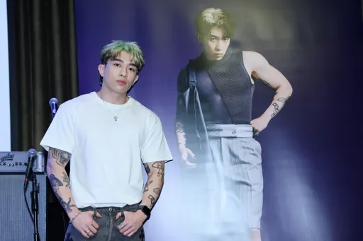 女粉絲崩潰了 「行走的春藥」襲台認了有圈外女友、結婚倒數