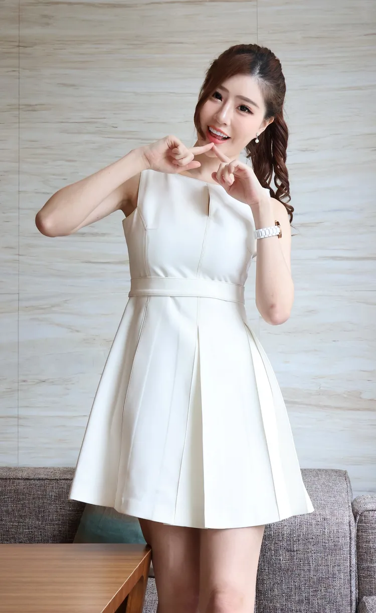 薇薇兒很喜歡看電影，好萊塢明星她喜歡湯姆克魯斯。莊宗達攝