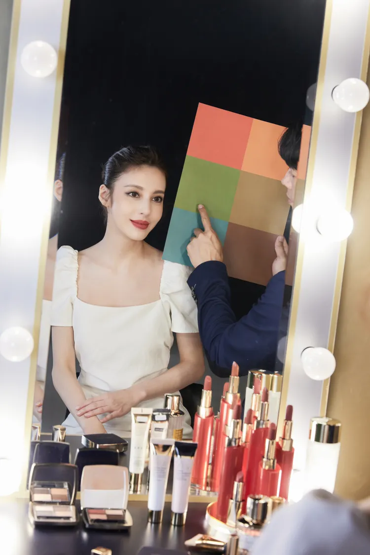 膚色分析服務。張家玲攝