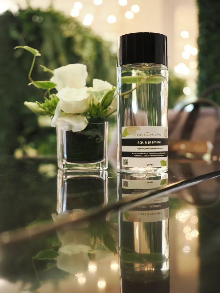 天然茉莉美顏水，300ml*6瓶／680元。品牌提供


