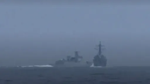 共艦囂張挑釁險撞美艦!國防部全程掌握 再籲中共尊重「自由航行權」