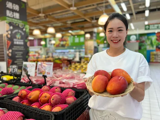 愛買量販助農友!芒果小果限時13天每袋甜甜價59元