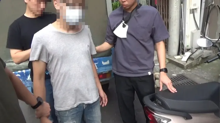 黃嫌被警方查獲。民眾提供