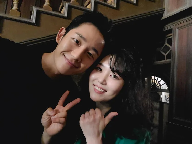 朴秀蓮客串《雪降花》，曾在IG分享與丁海寅的合照。翻攝朴秀蓮IG