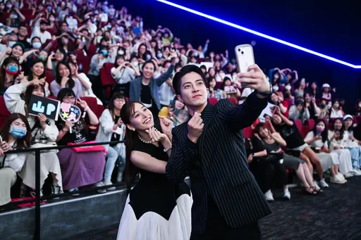 等12年!山下智久抵台先衝這裡超逼人 新木優子沒空理他帥臉