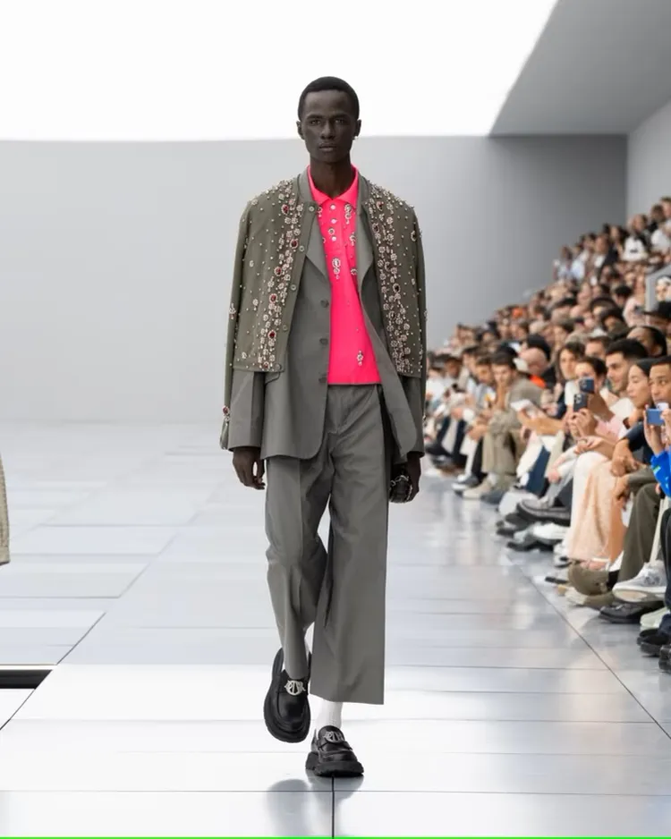 DIOR 2024春夏男裝系列發表。翻攝DIOR官網