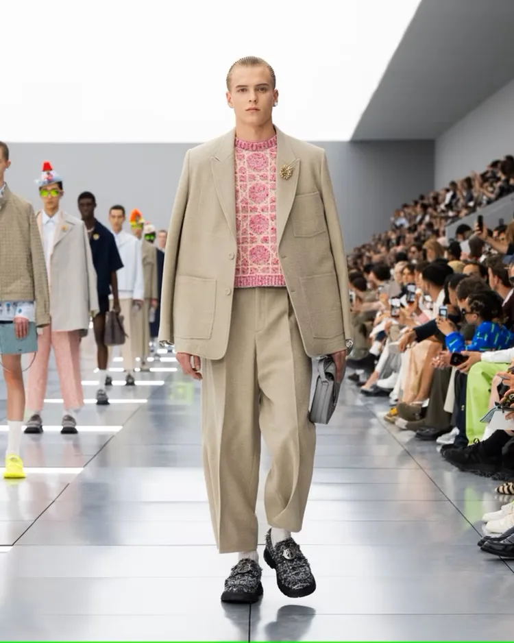DIOR 2024春夏男裝系列發表。翻攝DIOR官網