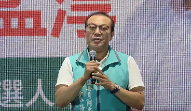 蘇震清因SOGO收賄案一審被重判10年，此將無法參選。翻攝蘇震清臉書直播