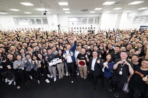 馬斯克旋風訪問中國　專機飛離上海