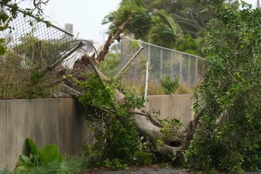 颱風瑪娃加梅雨鋒面侵襲　日本累計2死4失聯35傷