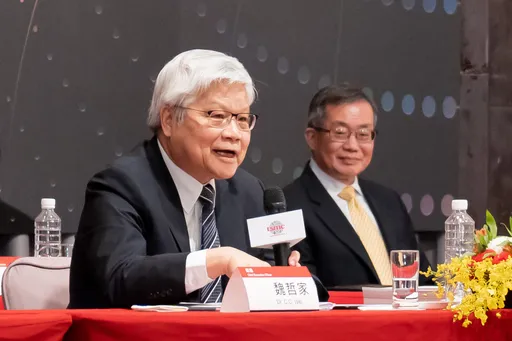 台積電今年資本支出約320億美元　明年至少配息12元
