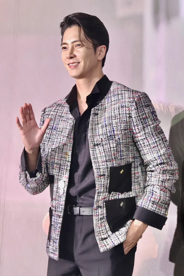 山下智久靠運動維持好身材。林林攝