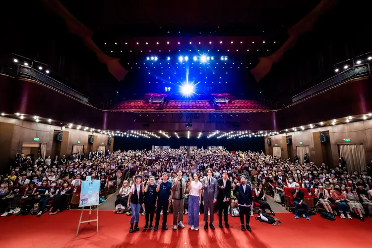 《快一秒的他》與《消失的情人節》台日團隊在昨天北影首映會上合體。台北電影節提供