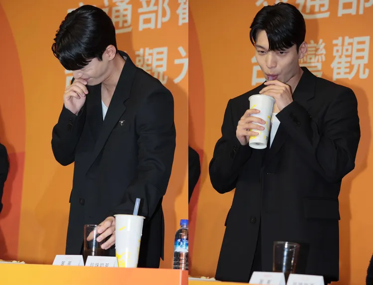 魏嘏雋喝了苦茶假裝沒事，後來苦到皺眉頭，趕緊喝珍奶「漱口」。彭欣偉攝