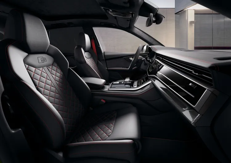 兩款車都另外加值了包含Valcona鑽石紋真皮S跑車座椅在內的多項S line專屬運動化配備。原廠照片