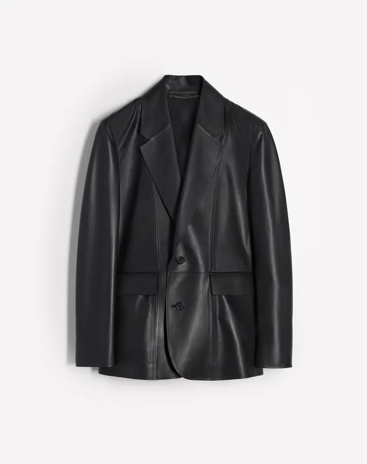 dunhill皮革西裝外套，15萬5000元。品牌提供