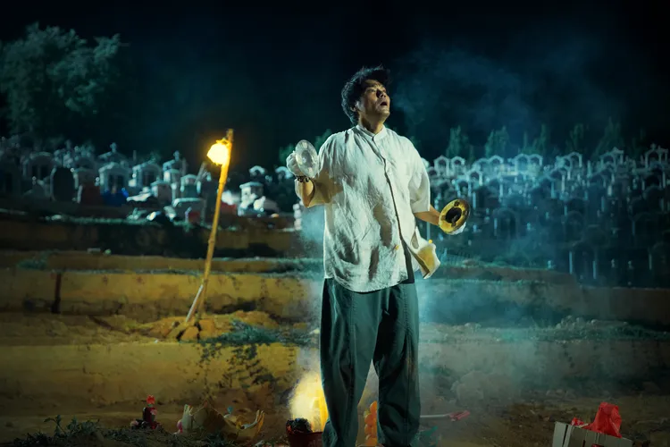 林家棟飾演命理大師。采昌國際多媒體提供