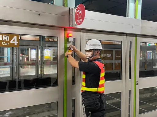 北捷文湖線全線設緊急停車鈕 拚年底前完成!南京復興站率先啟用