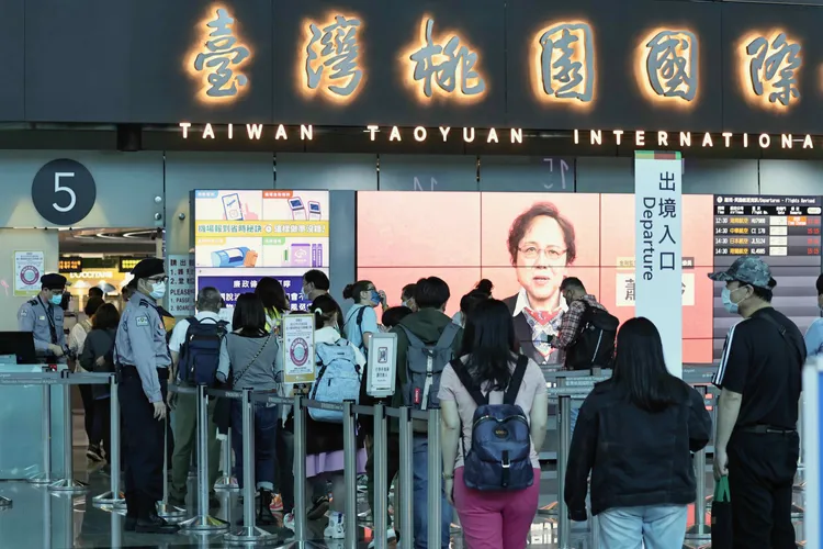 943認為，暑假團費不太可能會降。示意圖