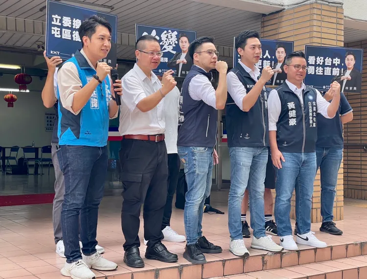 林家興喊出「立委換興，青年上場」口號，誓言為大里、太平贏回一席立委。林家興辦公室提供