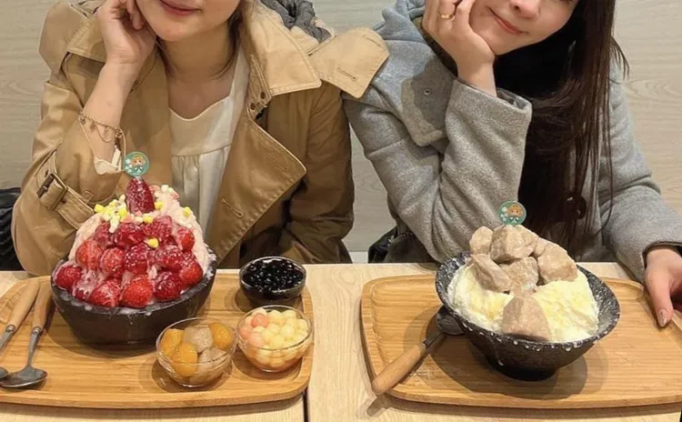 該店雪花冰品相當浮誇。翻攝自業者臉書粉專