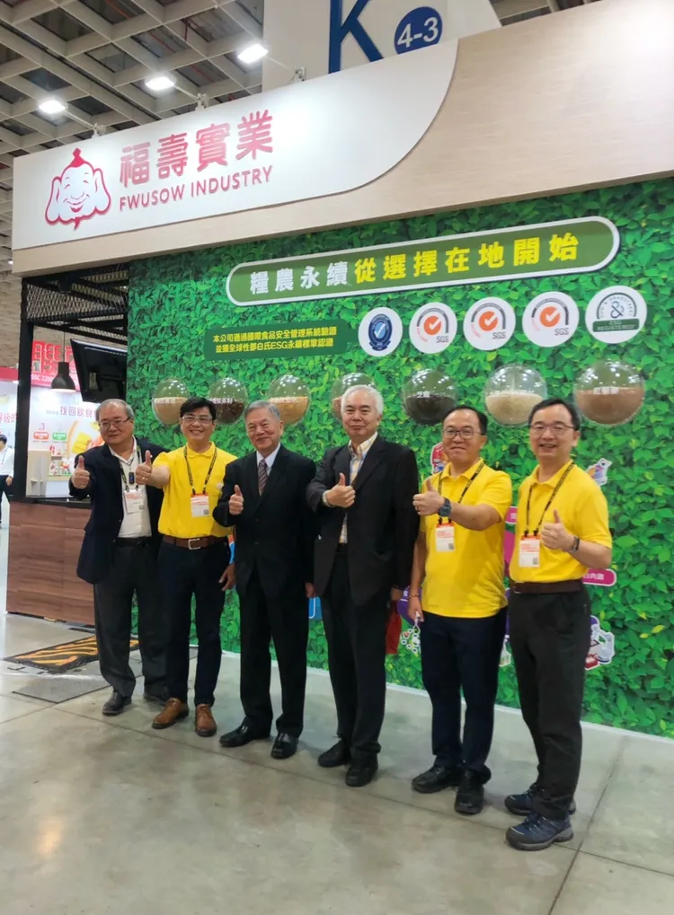 董事長洪堯昆強調，遵循農糧循環理念，秉持對台灣土地的關懷，邁向「綠色企業」的願景，2018年榮獲SGS認證「BS8001:2017循環經濟標準」最佳化(Optimum)等級，成為台灣首家通過循環經濟標準驗證的食品製造商。業者提供
