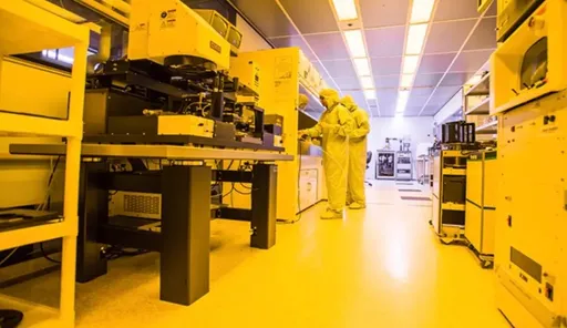 大學實驗室25年成果一夜全毀　全因打掃阿伯做了這件事