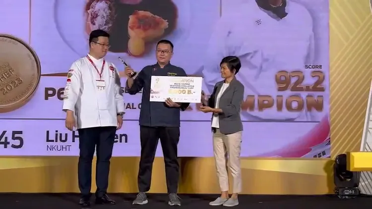 2023泰國TUCC極限廚師廚藝挑戰賽小金人頒獎。高餐大提供