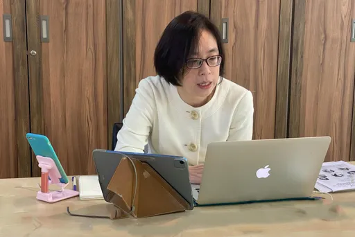 許嘉恬吃案被拔官!臉書被炎上 她急刪貼文只剩這張照片