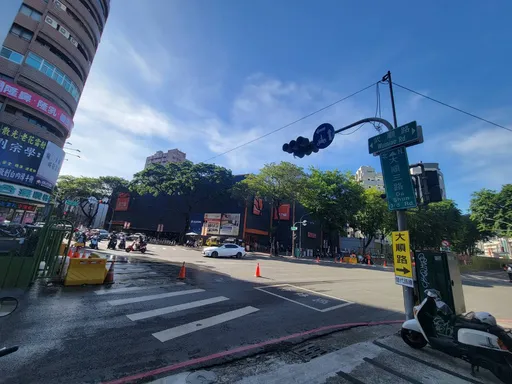 用路人注意！高雄輕軌工程最後一哩路　大順武廟路東西向路口封閉施工60天