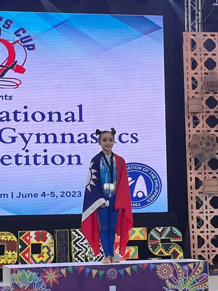 小將披國旗上台感動無數人。翻攝瑞莎臉書