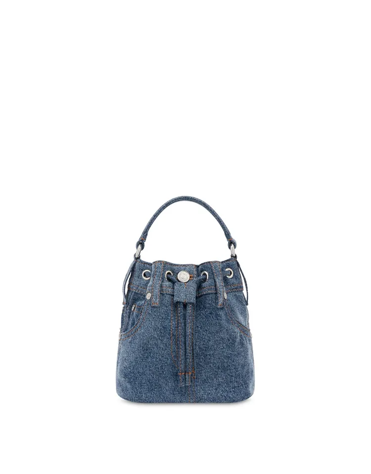 束口水桶包，2萬2300元。品牌提供