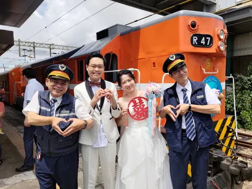疫情攪局!香港知名鐵道作家圓夢 包台鐵當結婚禮車