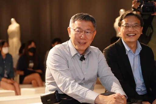 柯文哲認了！找黃國昌談司改「上課半小時投降」　喊「當總統聘他當法務部長」