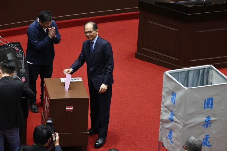 立法院長游錫堃投票。林林攝