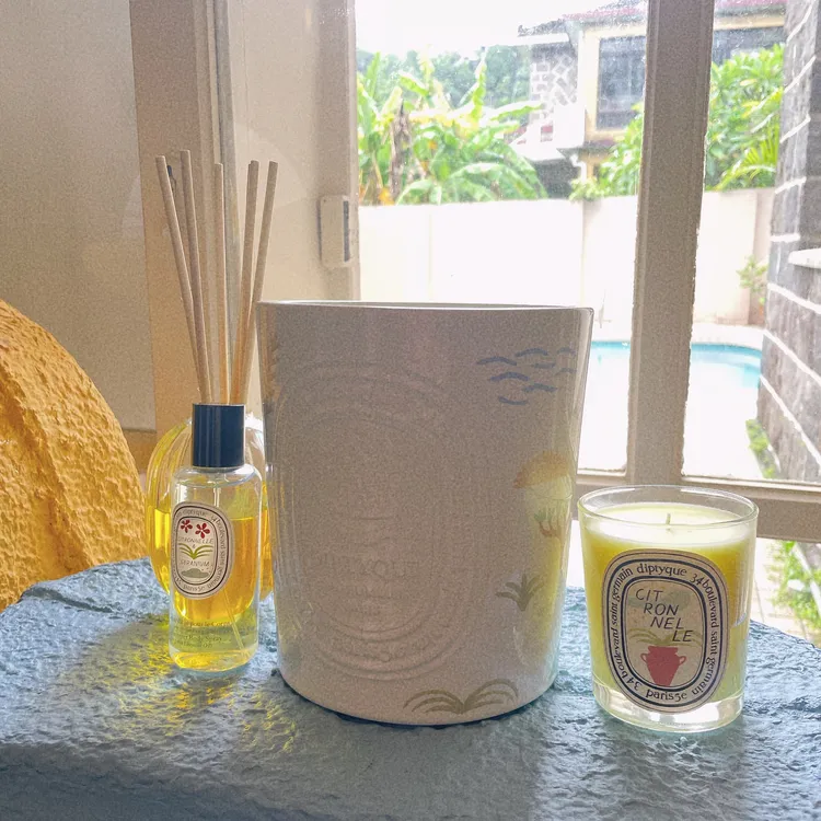 2023限量檸檬草香氛蠟燭（中）1500g／1萬1000元。張家玲攝