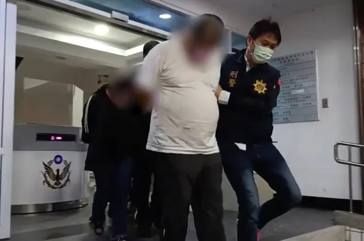 警方將張男等人送辦。翻攝畫面