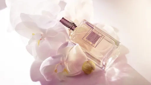 EX NIHILO喷出戒不断的执念 戒断甜心新香颠覆甜腻味